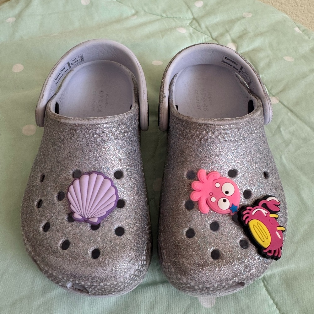 CROCS Kids Glitter Gray Shoes Toddler Size 7
